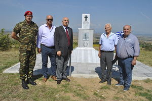 Αναστήλωση του ξεχασμένου μνημείου του λοχαγού Χαράλ. Μακρυκώστα