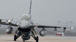 Θλιβερή απώλεια: Ουκρανός πιλότος σκοτώθηκε κατά τη διάρκεια νυχτερινής επιδρομής