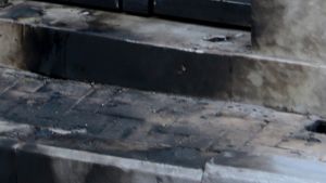 Έκρηξη από γκαζάκια σε εισόδους πολυκατοικιών στο κέντρο της Θεσσαλονίκης