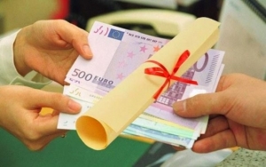 Εκπαίδευση: αμφίβολης ποιότητας τίτλοι δημιουργούν αποπνικτικό τοπίο