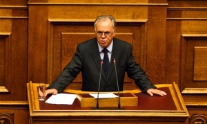 Δραγασάκης: Ο Στουρνάρας μεροληπτεί υπέρ της κυβέρνησης