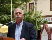 Σκληρό καρύδι ο Γιάννης