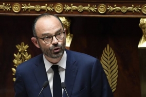 Εντουάρ Φιλίπ: «Ηφαίστειο που βρυχάται» το χρέος της Γαλλίας