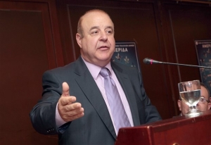 Χαϊκάλης-Κόλλια: «Ναι» σε Πρόεδρο σε περίπτωση εθνικού κινδύνου