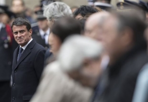 «Παρών με Μακρόν» λέει ο τέως πρωθυπουργός Μανούελ Βαλς