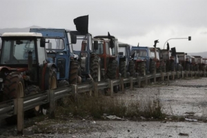 Αγρότες: Περιμέναμε περισσότερα από τον Πρωθυπουργό - Ζεσταίνουν τα τρακτέρ για την κάθοδο στην Αθήνα