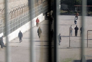 Διαμαρτυρία κρατούμενων στις φυλακές Λάρισας για τις συνθήκες κράτησης