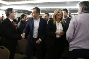 Κίνημα Αλλαγής: Τριβές για το «μαγειρείο» του συνεδρίου