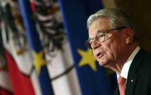 Γκάουκ: Να είμαστε ανοιχτοί στο θέμα των πολεμικών επανορθώσεων προς την Ελλάδα