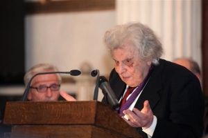 Μίκης Θεοδωράκης: «Ενας όρος για τον ΣΥΡΙΖΑ»