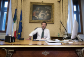 Στη Σικελία με σκληρή γραμμή απέναντι στους μετανάστες ο Σαλβίνι