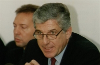 Γ. Παπαντωνίου: «Ευχαριστώ αλλά η συμμετοχή μου είναι άνευ αντικειμένου»