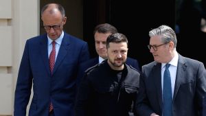 Συνάντηση στο Παρίσι την Πέμπτη μεταξύ Ζελένσκι και ευρωπαίων ηγετών