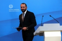 Τζανακόπουλος: Ο Σόιμπλε να μην προσβάλλει τον ελληνικό λαό