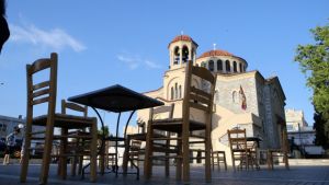 Τα κυβερνητικά σχέδια για την εστίαση – Τα σενάρια για μειώσεις στη φορολογία