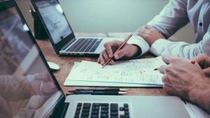 Συνεργασία NBG Business Seeds της ΕτΕ και ΕΒΕΑ για την Ενίσχυση Νεοφυών Επιχειρήσεων: Ο Γκ. Χαρδούβελης Επισημαίνει την Καινοτομία ως Κλειδί για την Ανάπτυξη