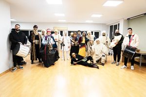 Η Ένωση Ποντίων ν. Κιλκίς "Οι Αργοναύτες" παρουσίασε το έθιμο των Μωμόερων στην πλατεία Ειρήνης στο Κιλκίς