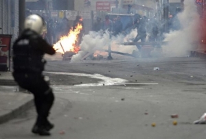 Τουρκία: Δακρυγόνα και αντλίες νερού έναν χρόνο από το θάνατο του Μπερκίν