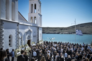 Πλήθος κόσμου είπε το ύστατο χαίρε στον Αλέξανδρο Σταματιάδη