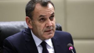 Οινούσσες: Τουρκικά F16 παρενόχλησαν ελικόπτερο που μετέφερε τον Παναγιωτόπουλο (Pics)
