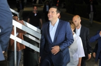 Διεκπεραιωτικός Τσίπρας στο ντιμπέιτ των πολιτικών αρχηγών με την σκέψη στο επικείμενο με τον Μεϊμαράκη
