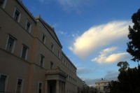 Ανανεώθηκαν οι συμβάσεις εργαζομένων της Βουλής