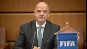 Ο πρόεδρος της FIFA Τζιάνι Ινφαντίνο καλεί σε εξομάλυνση Παλαιστίνη και Ισραήλ