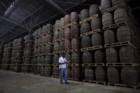 Η Κούβα θέλει να αποπληρώσει το χρέος της στην Πράγα σε... ρούμι