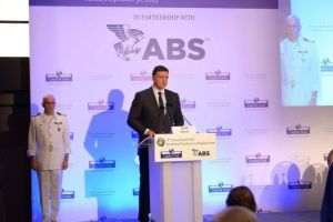 Η Ελλάδα προγραμματίζει άνθηση στον τομέα της ενέργειας και της ναυτιλίας μέσω ισχυρότερων σχέσεων με τις ΗΠΑ