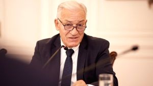 Στροφή στην αυτοδιοίκηση: Ο Λ. Κυρίζογλου προτείνει ριζικές αλλαγές