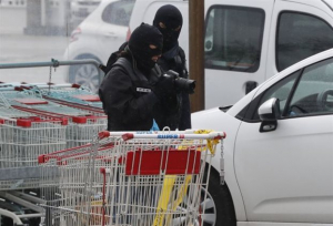 Γαλλία: Φώναζε «Αλλάχ Άκμπαρ» κατά τη σύλληψή της