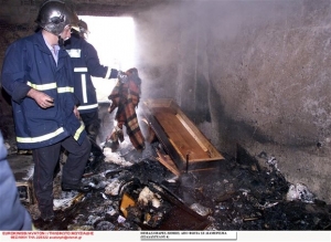 Νεκρός από πυρκαγιά σε διαμέρισμα στο Γέρακα