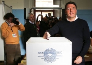 Ολα τα βλέμματα στραμμένα στην Ιταλία - Καθαρό «όχι» στο δημοψήφισμα