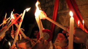 Πως θα έρθει το Άγιο Φως στην Αθήνα - Νέοι περιορισμοί