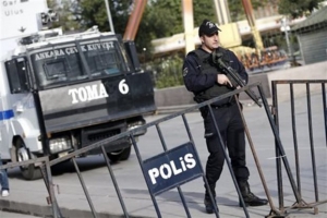 Κωνσταντινούπολη: Αναφορές για ένοπλη επίθεση κατά της αστυνομίας