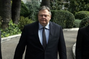 Βενιζέλος: Κάνουμε βήματα πίσω, πάμε για μνημόνιο 3