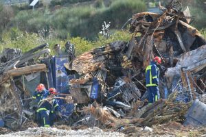 ΑΠΘ – Φοιτητικοί Σύλλογοι: Αποκαλυπτήρια μνημείου για το δυστύχημα στα Τέμπη