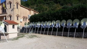 Με στρατιωτικές τιμές η κηδεία των τριών άτυχων στρατιωτών