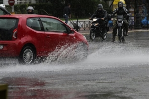 Βροχές και πτώση της θερμοκρασίας την Κυριακή