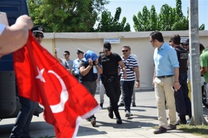 Η υπόθεση των «8» και οι ελληνοτουρκικές σχέσεις