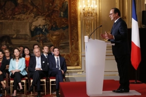 Τα χαμηλά επιτόκια δανεισμού το «όπλο» του Φρανσουά Ολάντ