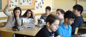 Αλλαγές στα σχολεία της Γερμανίας φέρνουν οι πρόσφυγες