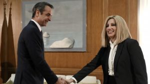 Ενημέρωση Μητσοτάκη με Γεννηματά, μέσω βιντεοκλήσης για κορωνοϊό
