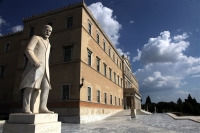 Βουλή: Αυστηρότατα μέτρα ασφαλείας εν όψει της ομιλίας Ολάντ