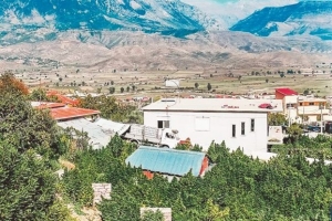 «Πρωταθλήτρια» Ευρώπης η Αλβανία στην παραγωγή ναρκωτικών