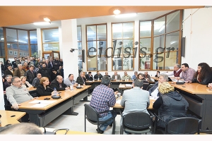 Περί δημαρχοκεντρικού συστήματος λόγος και αντίλογος