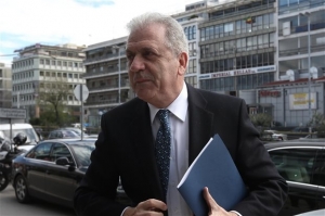 Αβραμόπουλος: Εθνική συννενόηση ζητά από τις πολιτικές δυνάμεις