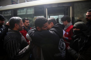 Συρία: Περισσότεροι από 300 άνθρωποι έχουν εγκαταλείψει την Γούτα