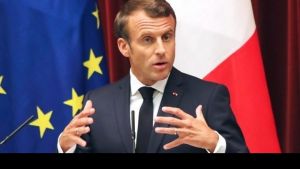 Μακρόν: “Στοχευμένες ευρωπαϊκές κυρώσεις” για τη ρωσική αναγνώριση αποσχισθεισών περιοχών της Ουκρανίας