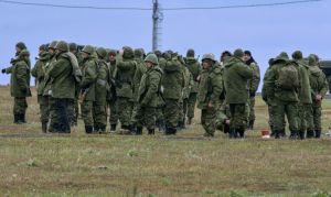 Ουκρανία: Χιλιάδες Ρώσοι επίστρατοι φτάνουν στα μέτωπα